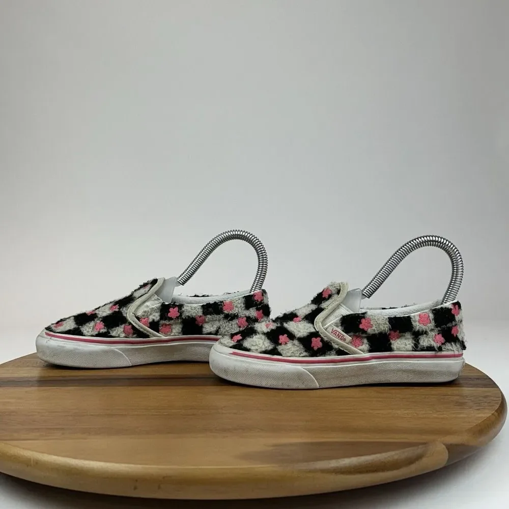 Big Kids Girls Vans Sherpa Classic Slip On Check Pink Flower Sneakers Size 1.5 Y